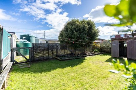Photo of property in 76 Park Avenue, Waitarere Beach, Levin, 5510