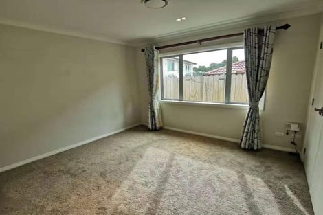 Photo of property in 1 Ravello Rise, Flat Bush, Auckland, 2019