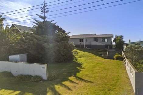 Photo of property in 195 Pukehina Parade, Pukehina, Te Puke, 3189