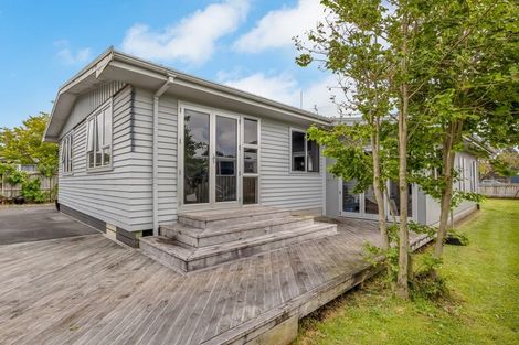 Photo of property in 541 Richmond Road, Lepperton, New Plymouth, 4373