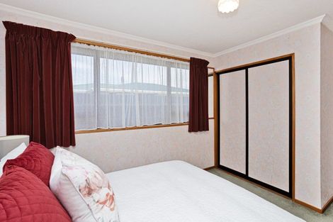 Photo of property in 37 Renfrew Street, Waikiwi, Invercargill, 9810