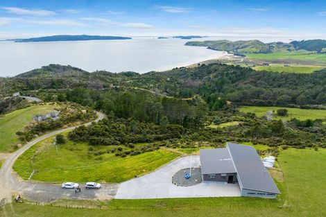 Photo of property in 212 Black Jack Road, Kuaotunu, Whitianga, 3592