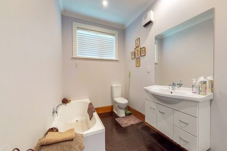 Photo of property in 6 Espin Crescent, Karori, Wellington, 6012