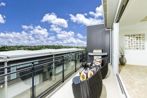 Photo of property in 5/49 Browns Road, Browns Bay, Auckland, 0630