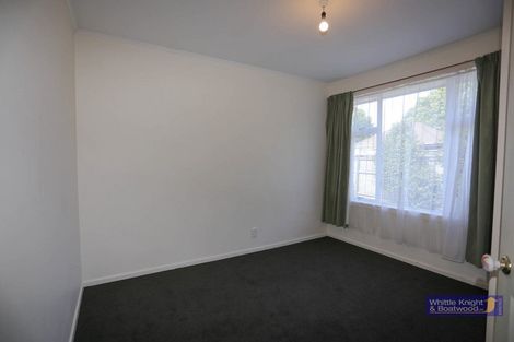 Photo of property in 4 Haynes Avenue, Upper Riccarton, Christchurch, 8041