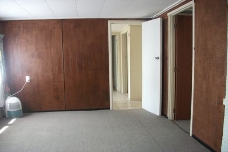 Photo of property in 116 Gossamer Drive, Pakuranga Heights, Auckland, 2010