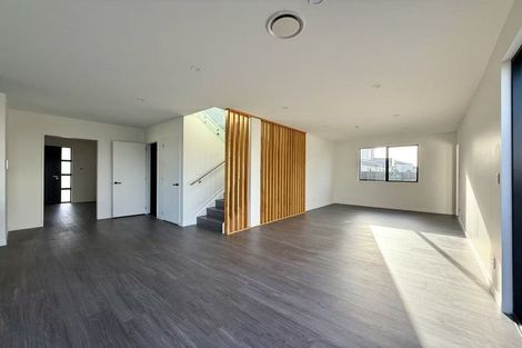 Photo of property in 43 Evergreen Parade, Rosehill, Papakura, 2113