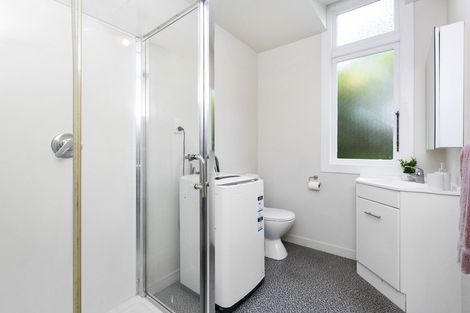 Photo of property in 66 Gladstone Road, Dalmore, Dunedin, 9010