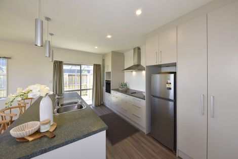 Photo of property in 5 Main Road, Redcliffs, Christchurch, 8081