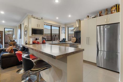 Photo of property in 100 Twin Oak Avenue, Papamoa Beach, Papamoa, 3118