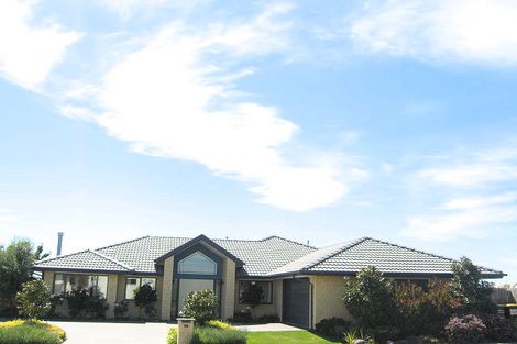 Photo of property in 64 Eastwood Rise, Waimairi Beach, Christchurch, 8083