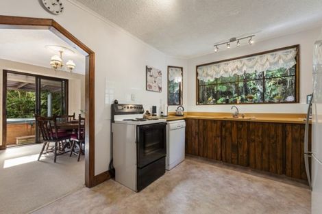 Photo of property in 242 Plateau Road, Te Marua, Upper Hutt, 5018