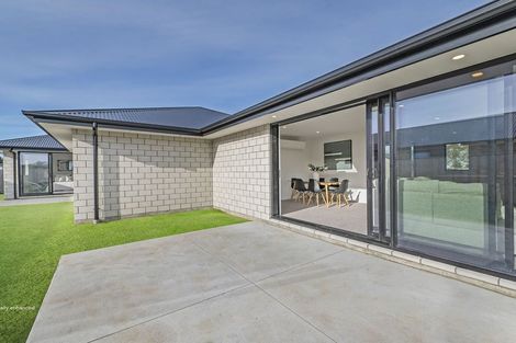 Photo of property in 1 Cedric Place, Darfield, 7510