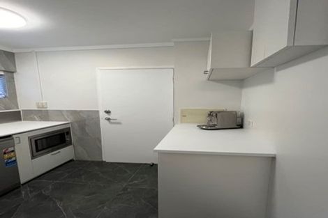 Photo of property in 1/3 Nickleby Place, Mellons Bay, Auckland, 2014