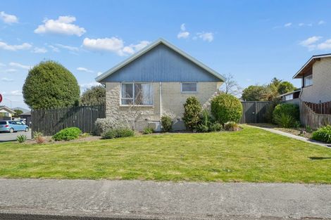 Photo of property in 1 Birdling Place, Halswell, Christchurch, 8025