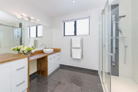 Photo of property in 5 Martin Street, Monaco, Nelson, 7011