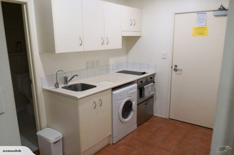 Photo of property in 6c/30 Westward Ho, Glen Eden, Auckland, 0602