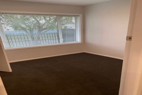 Photo of property in 33 Woodbury Street, Avonhead, Christchurch, 8042
