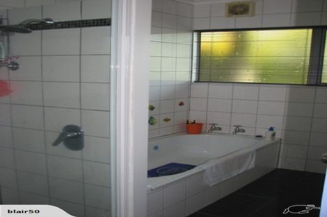 Photo of property in 47 Fitzpatrick Street, Newlands, Wellington, 6037