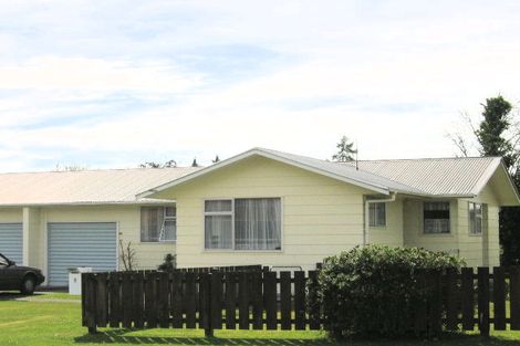Photo of property in 1 Chapman Place, Fairy Springs, Rotorua, 3015