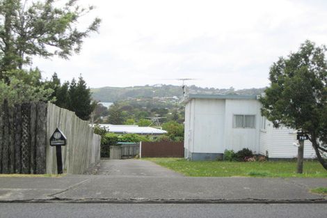 Photo of property in 760 Whangaparaoa Road, Manly, Whangaparaoa, 0930