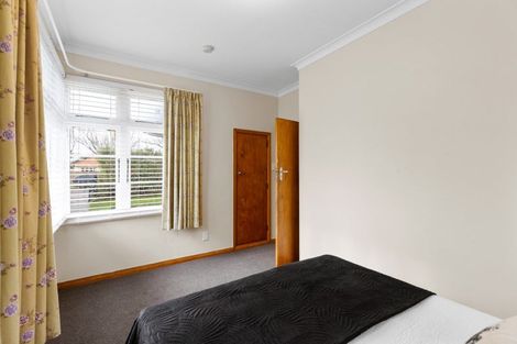 Photo of property in 16 Ihle Street, Terrace End, Palmerston North, 4410