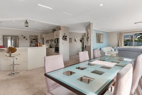 Photo of property in 4 Haden Place, Omokoroa, 3114