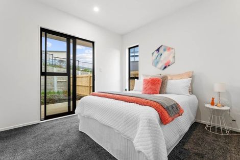 Photo of property in 82 Puwha Street, Massey, Auckland, 0614