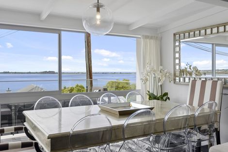 Photo of property in 28 Mount Pleasant Road, Mount Pleasant, Christchurch, 8081