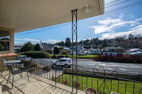 Photo of property in 10 Shand Street, Green Island, Dunedin, 9018