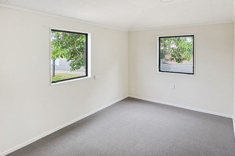 Photo of property in 17 Swansea Road, Flaxmere, Hastings, 4120