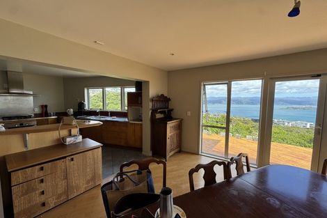 Photo of property in 14 Forbes Lane, Newlands, Wellington, 6037