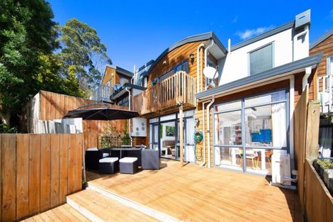 Photo of property in 2/30b Verbena Road, Birkdale, Auckland, 0626