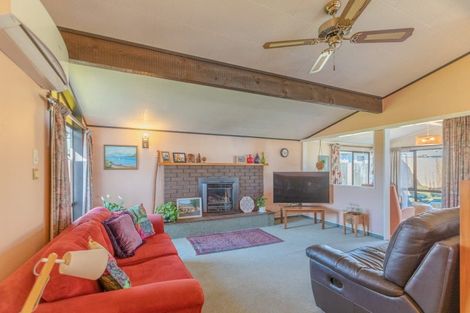 Photo of property in 23 Bennett Street, Waipawa, 4210