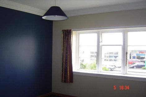 Photo of property in 73 Whites Line East, Waiwhetu, Lower Hutt, 5010