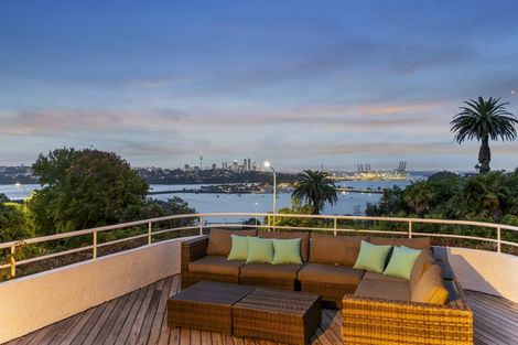 Photo of property in 36 Ngaiwi Street, Orakei, Auckland, 1071