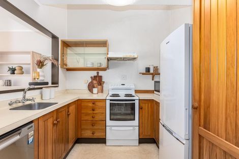 Photo of property in 9b School Road, Plimmerton, Porirua, 5026