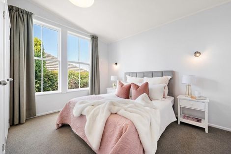 Photo of property in 9 Tarawera Road, Johnsonville, Wellington, 6037