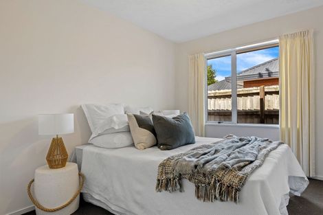 Photo of property in 1/9 Vanderbilt Place, Halswell, Christchurch, 8025