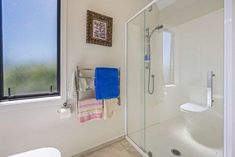 Photo of property in 19 Glen Evans Crescent, Fairfield, Lower Hutt, 5011