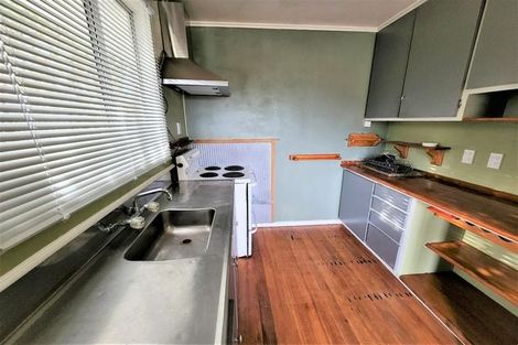 Photo of property in 27a Thomas Street, Stokes Valley, Lower Hutt, 5019