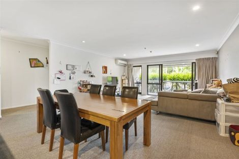 Photo of property in 7/128 Stancombe Road, Flat Bush, Auckland, 2016