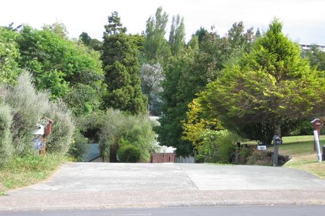 Photo of property in 15 Tallington Crescent, Torbay, Auckland, 0630