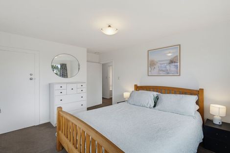 Photo of property in 16 Colesbury Street, Bishopdale, Christchurch, 8053