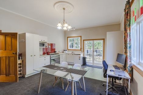 Photo of property in 158 Battery Road, Hospital Hill, Napier, 4110