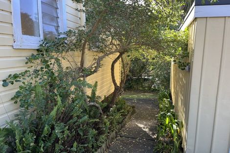 Photo of property in 60 Oakdale Road, Mount Roskill, Auckland, 1041