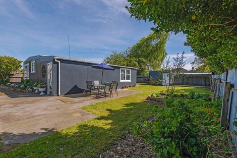 Photo of property in 17 Matai Street, Marton, 4710