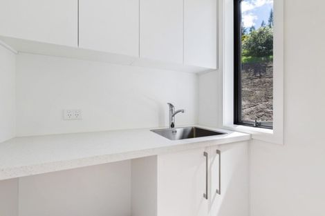 Photo of property in 28 Naylor Street, Hamilton East, Hamilton, 3216