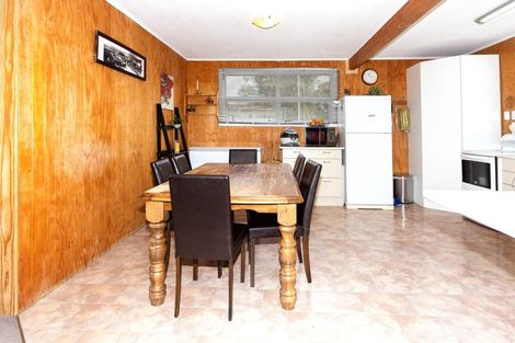 Photo of property in 9 Taplin Quay, Waitotara, Whanganui, 4588