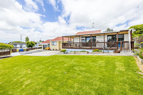 Photo of property in 3 Mataura Place, Clover Park, Auckland, 2019